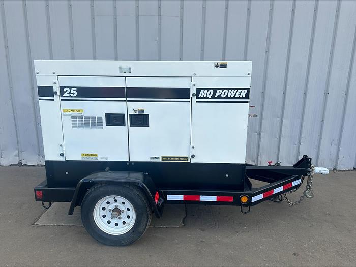 Used MQ MultiQuip WhisperWatt 25 KVA 20 Kw towable generator DCA-25SSIU4F 2487 HRS