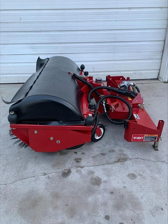 Used Toro 30743 Mower Hydraulic Rotary Broom Sweeper Attachment 4 GroundsMaster 300s
