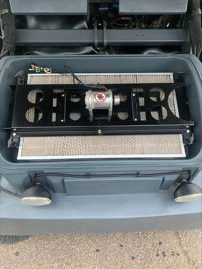 Used Advance SW8000 Ride on Sweeper Kubota 77" Warehouse Parking Lot indoor/outdoor 368 HRS