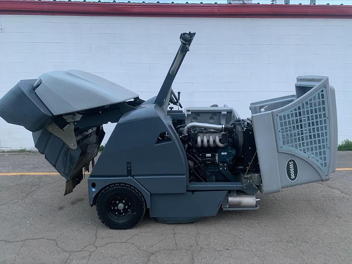 Used Advance SW8000 Ride on Sweeper Kubota 77" Warehouse Parking Lot indoor/outdoor 368 HRS