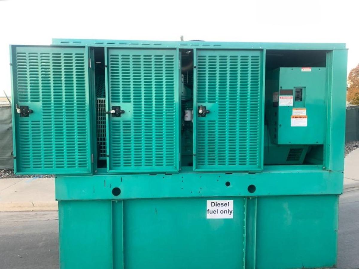 Used Cummins Onan DGFA 150 Kw Diesel Standby Generator w Switch 966 HRS 135 Kw Prime