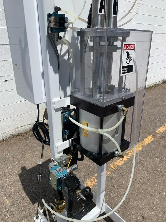 Used Graco Fluid Automation Meter Mix Silicone Metering Mixing Systems 633 620 & SR657