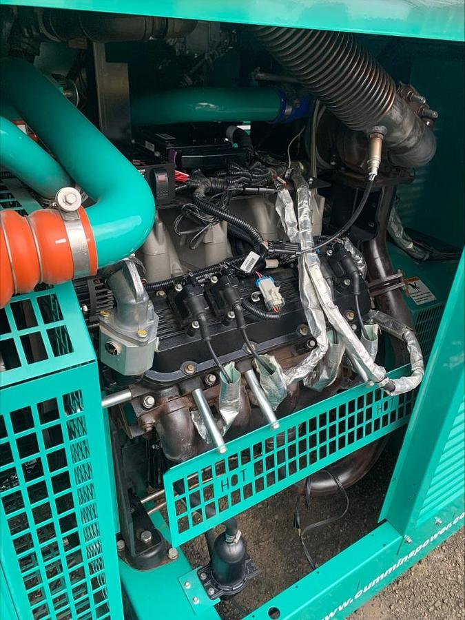 Used 2010 Cummins Onan GGLB 150 Kw Natural Gas or Propane Standby Generator