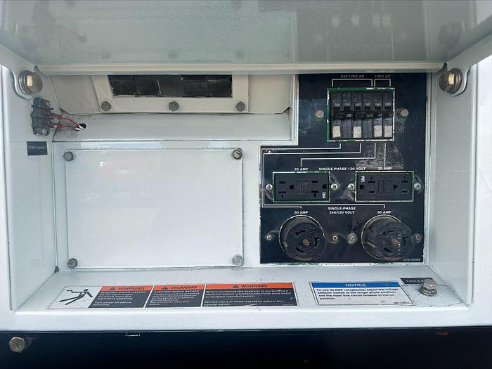 Used MQ MultiQuip WhisperWatt 25 KVA 20 Kw towable generator DCA-25SSIU4F 2487 HRS