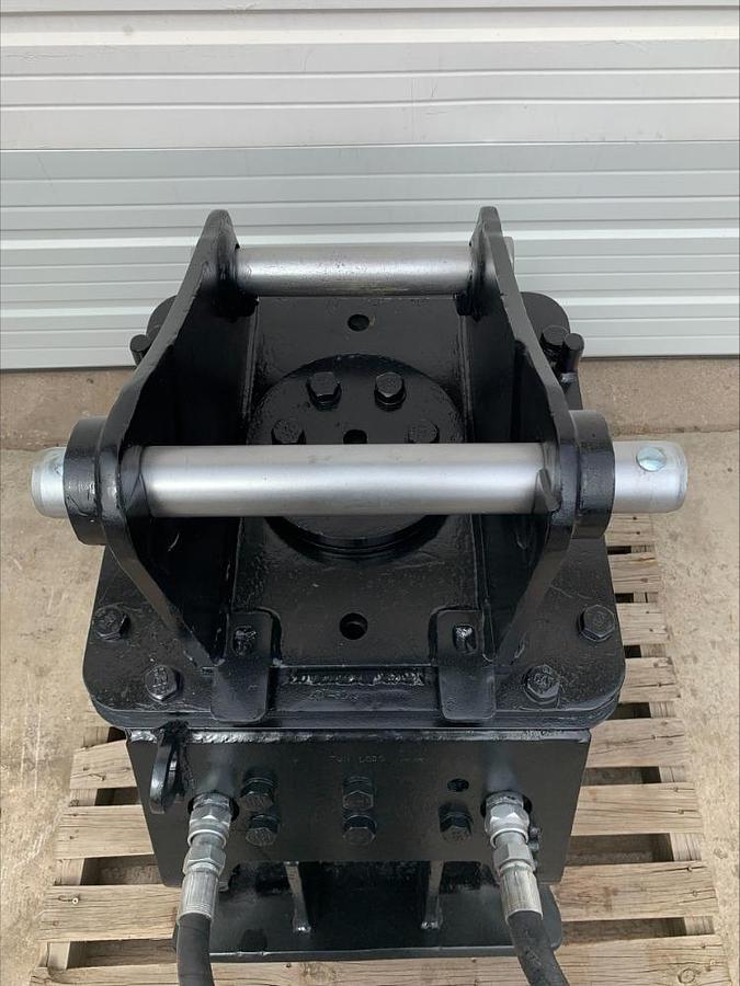 Used Cat Caterpillar CVP40 Vibratory Plate Compactor Attachment 4 Backhoe Excavator