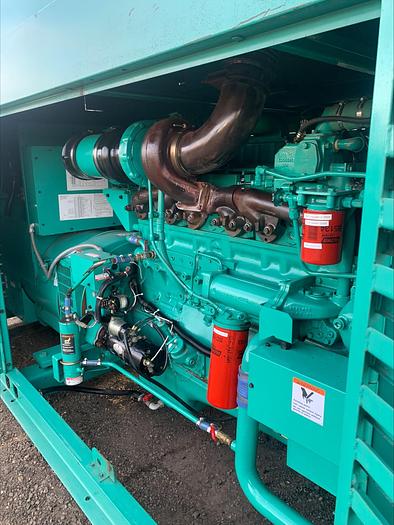 Used Cummins Onan 300 DFCB 300 Kw Diesel Standby Generator SUPER CLEAN! 855 HOURS!
