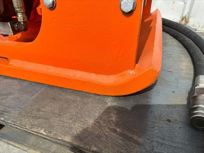 Used Stanley HS-6000 Vibratory Plate Compactor Excavator Attachment
