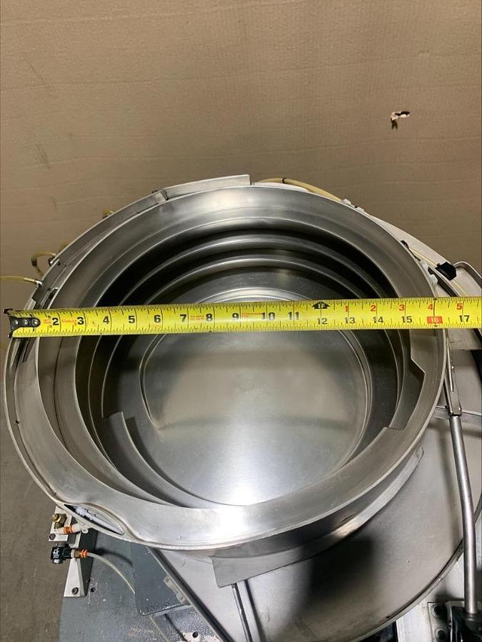 Used California Vibratory Feeder IN060 16" Feeding System