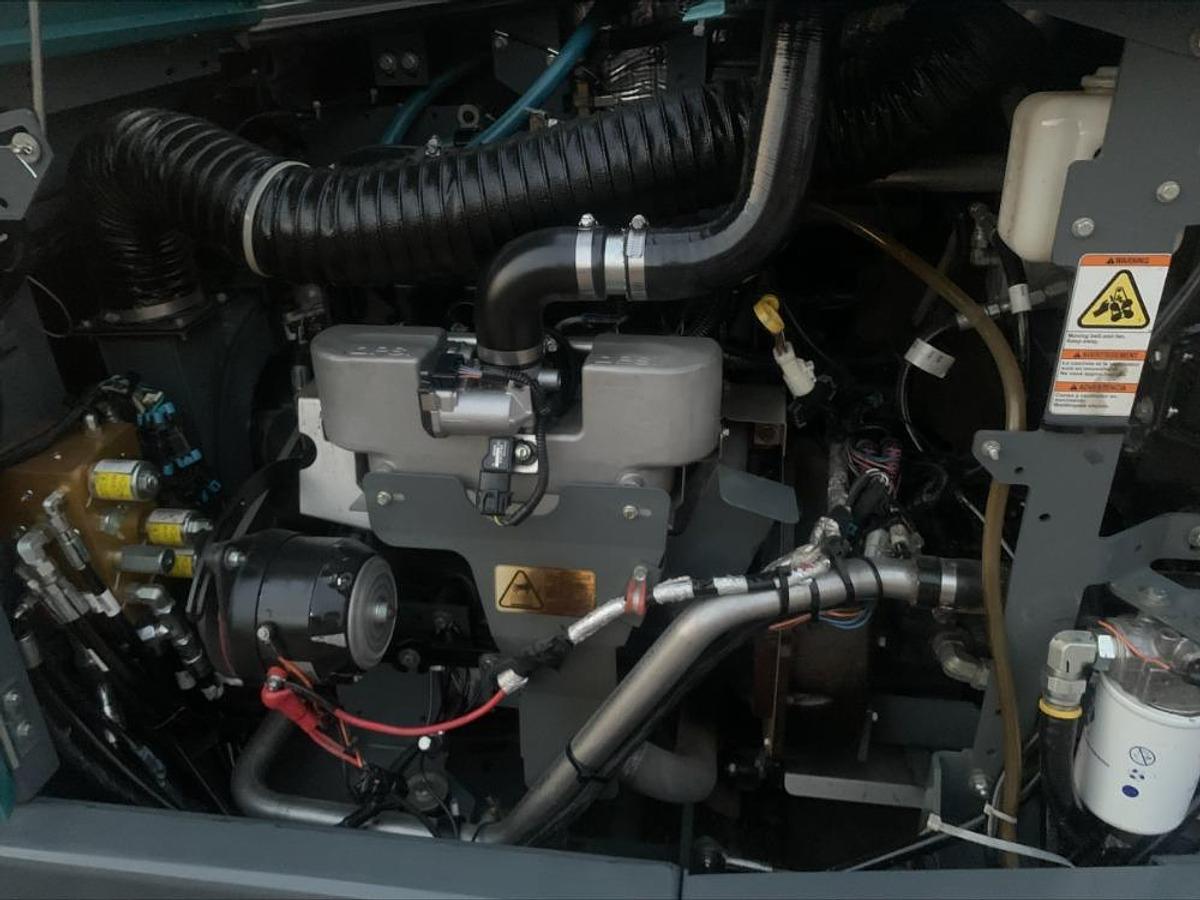 Used 2017 Tennant 800 Ride On Floor Parking Lot Sweeper w Cab Heat 448 Hrs