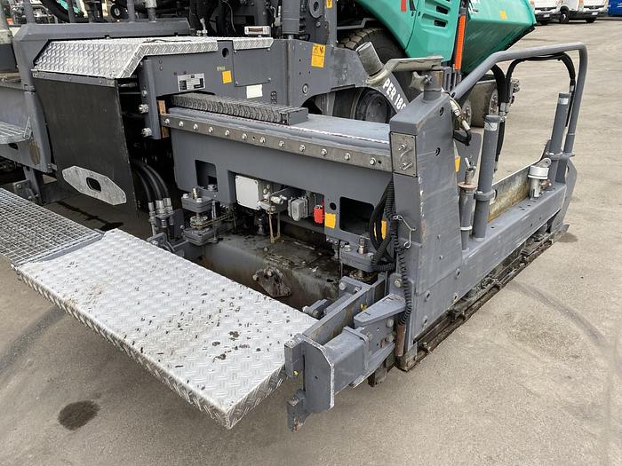 Usato 2014 VOGELE SUPER 1803-3i