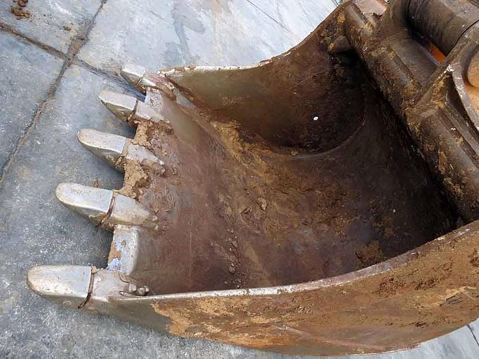 Used 2017 CASE CX370D