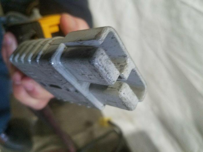 Used Hertner Battery Charger Model SD6 600 12 Volt 111 AMPS