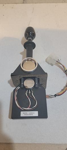 Parts Only HINDLEY PART #M120-11064 CONTROLLER - JOYSTICK STYLE, 060305 REPLACES JLG 1600141(106)