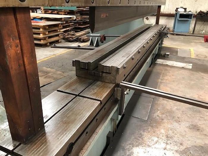Used Cincinnati 1250 Ton x 24' Hydraulic Press Brake 1250H