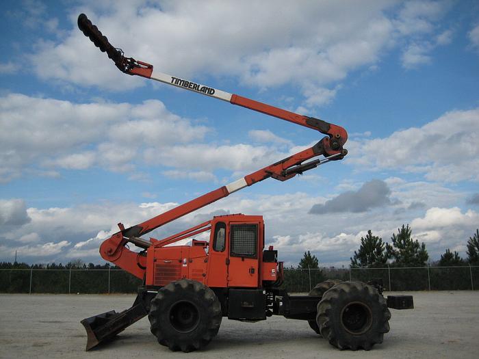 CLEAN!! 2001 4x4 TIMBERJACK C45 TIMBERLAND ARTICULATED 60' BOO...