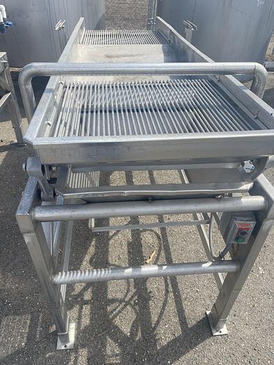 Used Stainless Steel Shaker 30" Wide x 9' Long