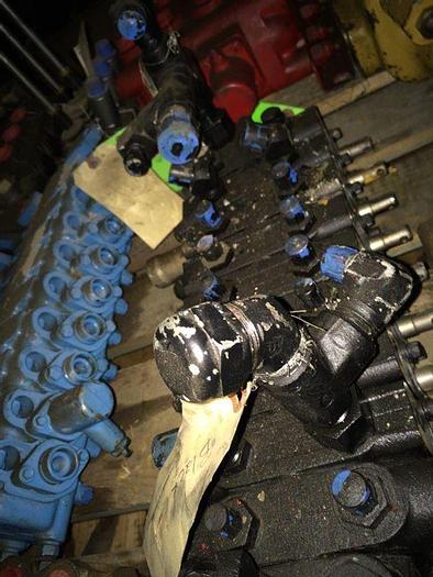 Used 0 Ingersoll-Rand 50623545R-NH-MP 9 Spool Husco Valve