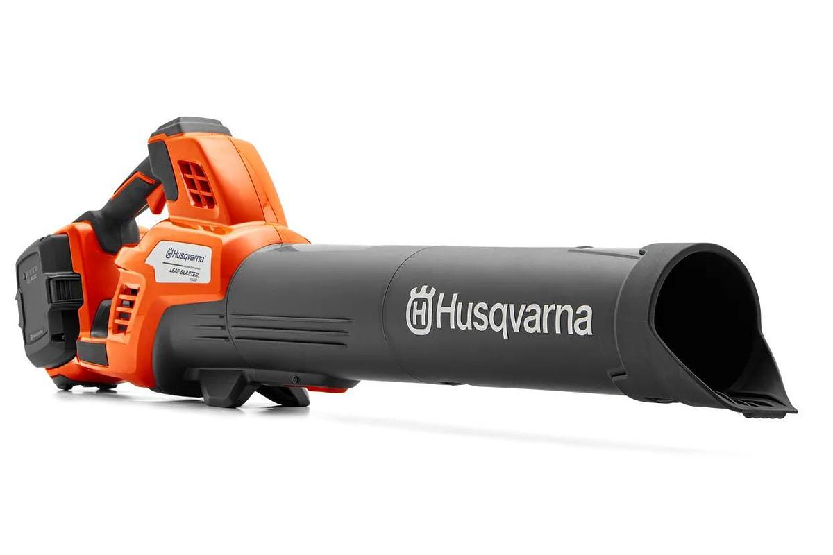 Husqvarna 350iB Leaf Blaster with battery and charger