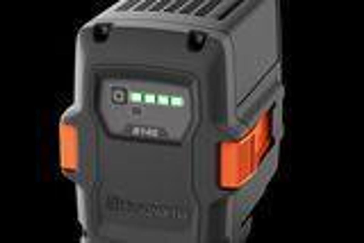 Husqvarna 320iL and 230iB Bundle