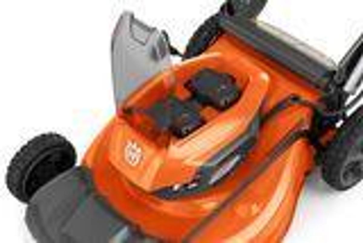 Husqvarna LE322R Lawn Xpert™