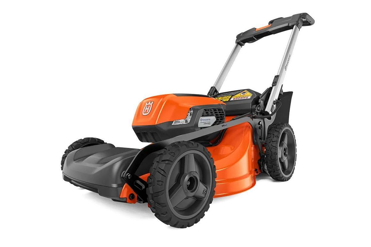 Husqvarna LE-322R Lawn Xpert™ with battery and charger