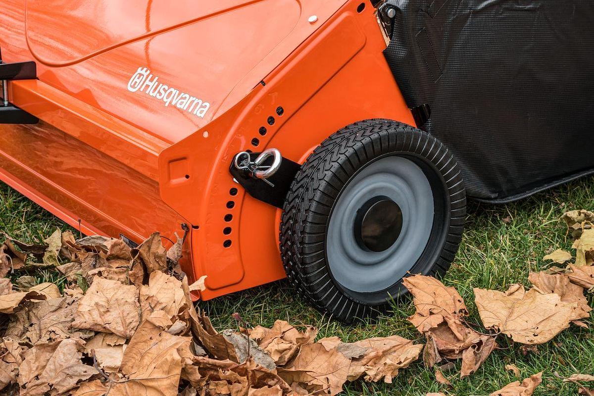 42" Lawn Sweeper