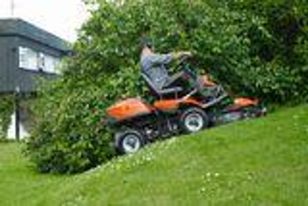 HUSQVARNA P 525DX with cabin