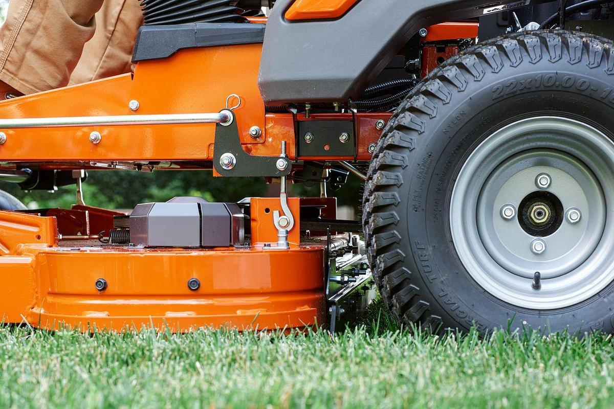 Deck Mounted Striping Kit