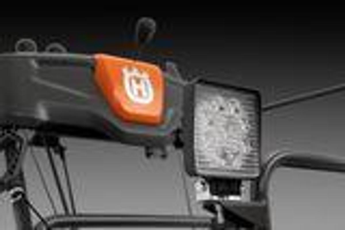 Husqvarna ST 376 Snow Blower