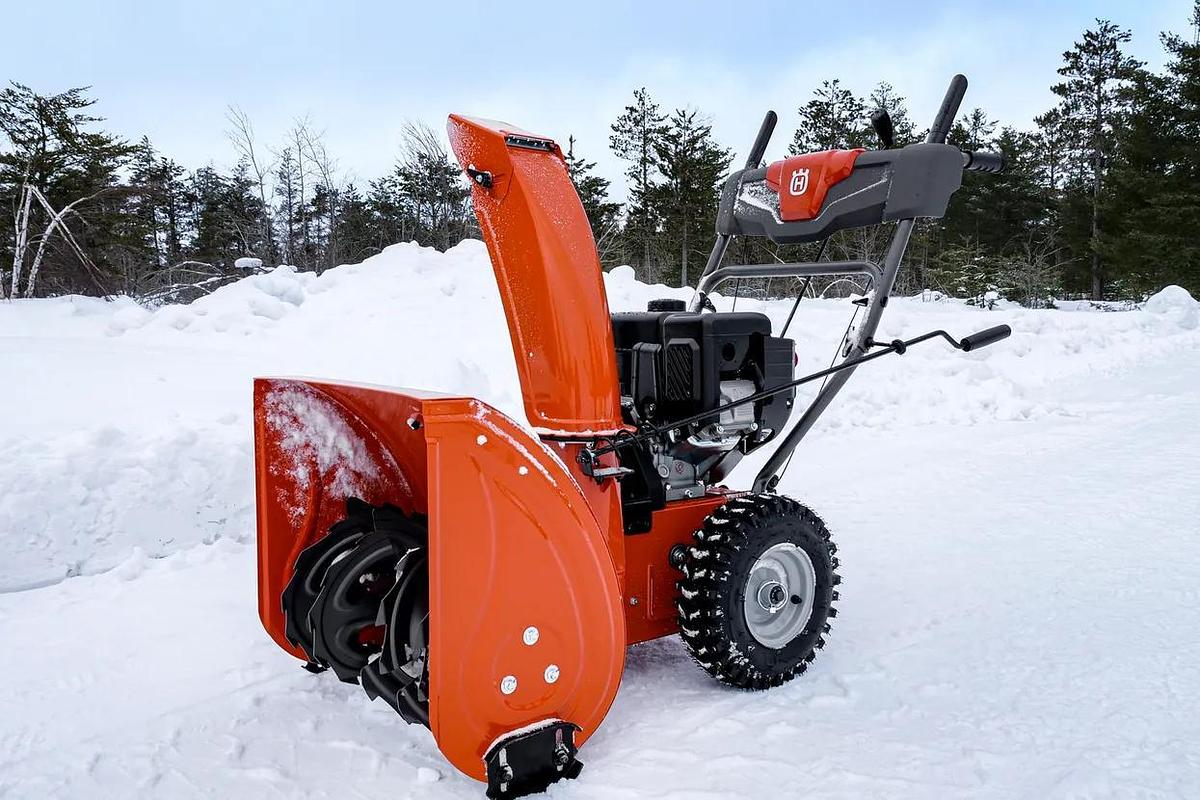 HUSQVARNA ST 124
