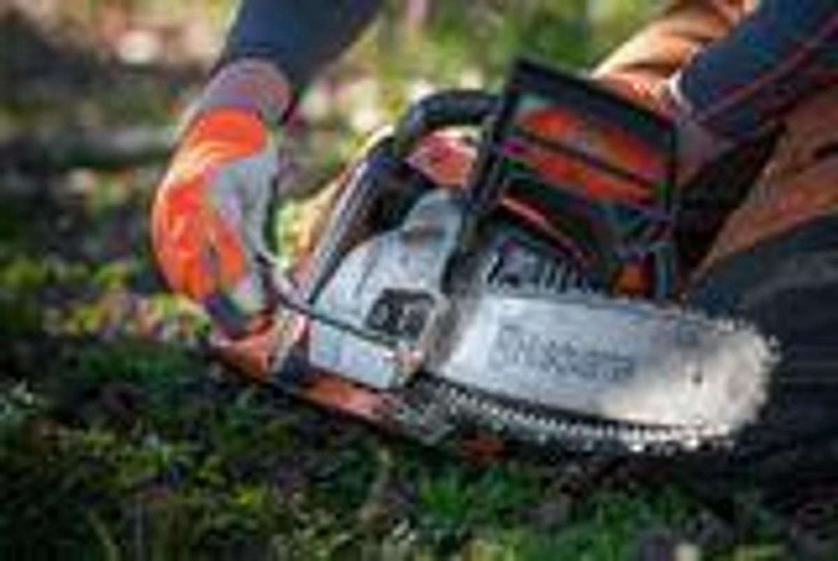 HUSQVARNA 440
