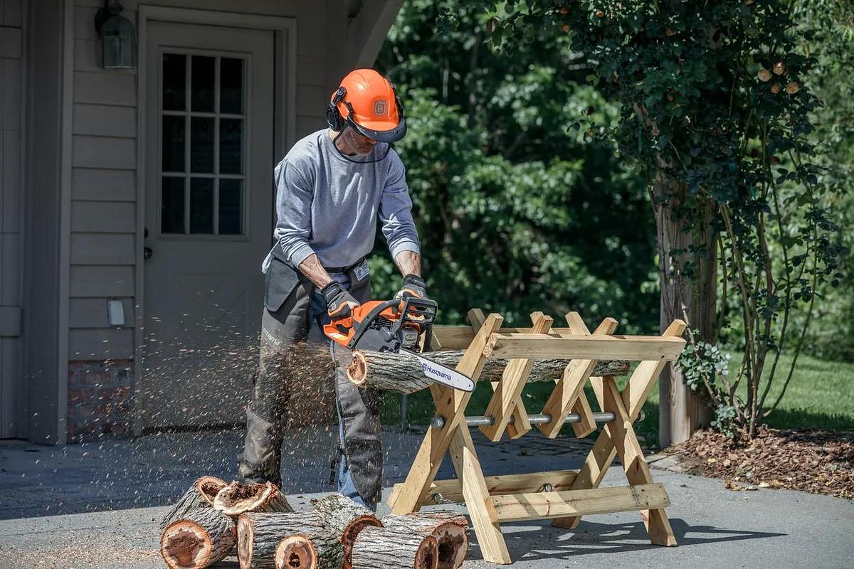 HUSQVARNA 130