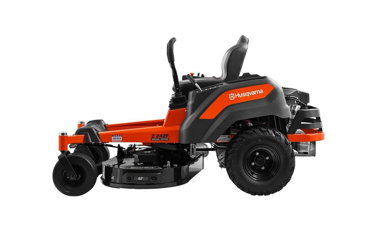 Husqvarna Z242F Special Edition