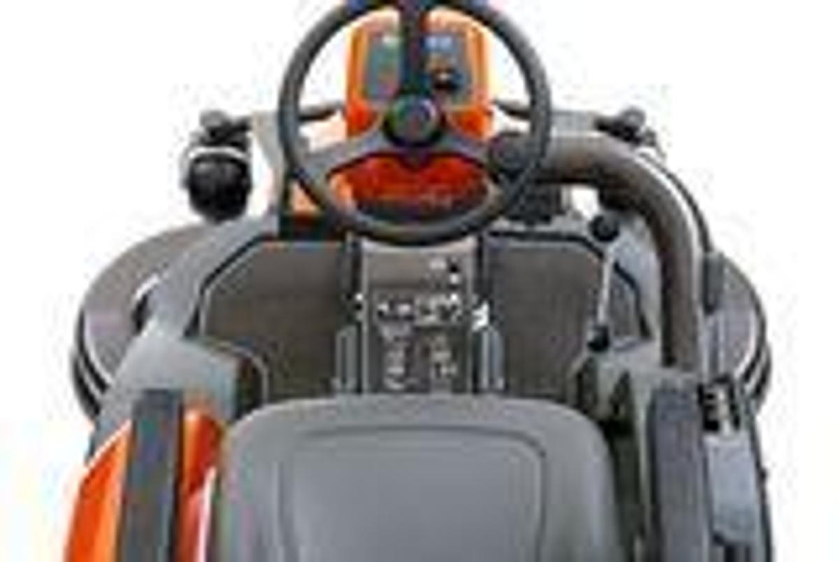 HUSQVARNA P 525DX with cabin