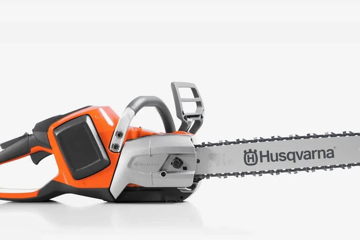 HUSQVARNA 540i XP with battery and charger