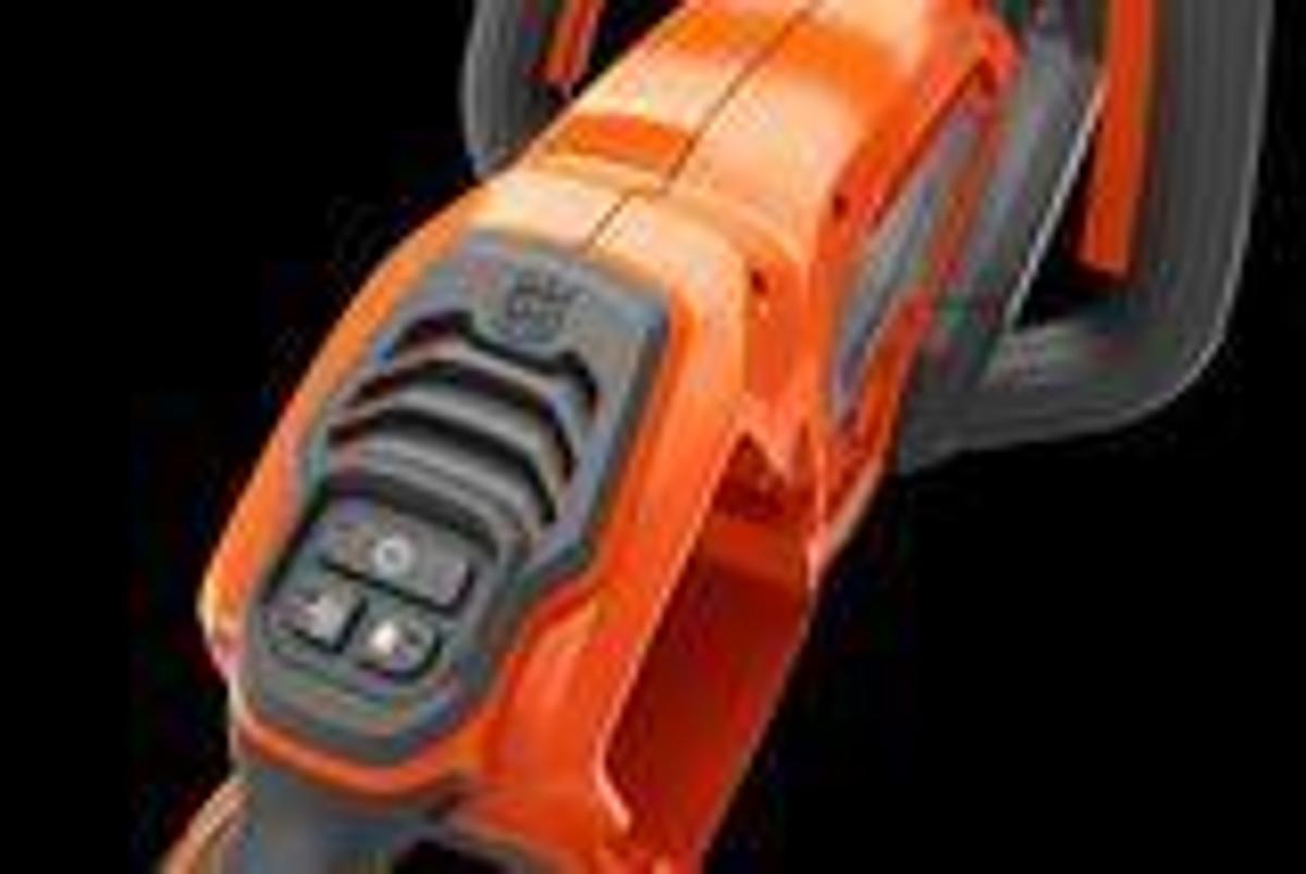 Husqvarna 320iHD60 Hedge Master with battery and charger