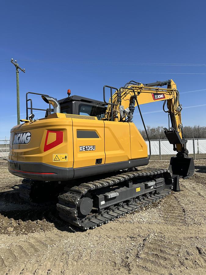 XCMG XE135U