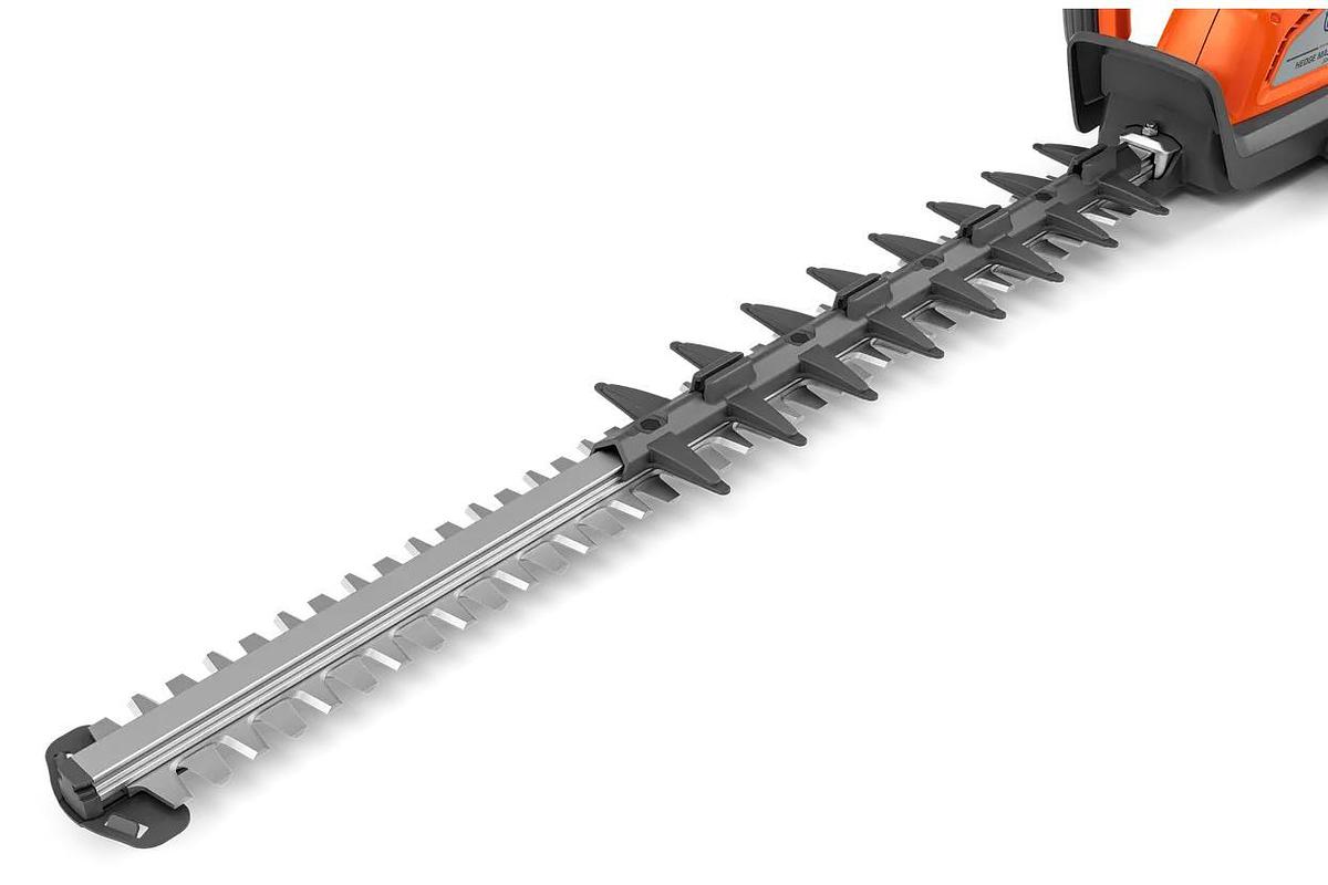 Husqvarna 320iHD60 Hedge Master with battery and charger