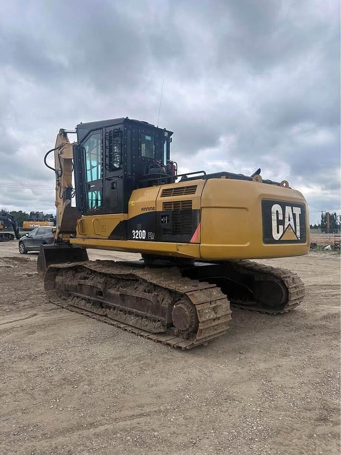 Used 2007 CAT 320D