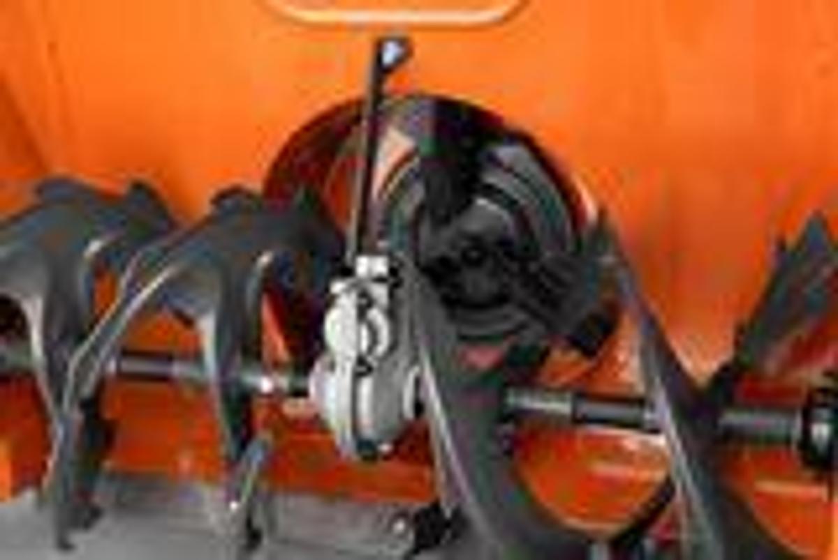 Husqvarna ST 376 Snow Blower