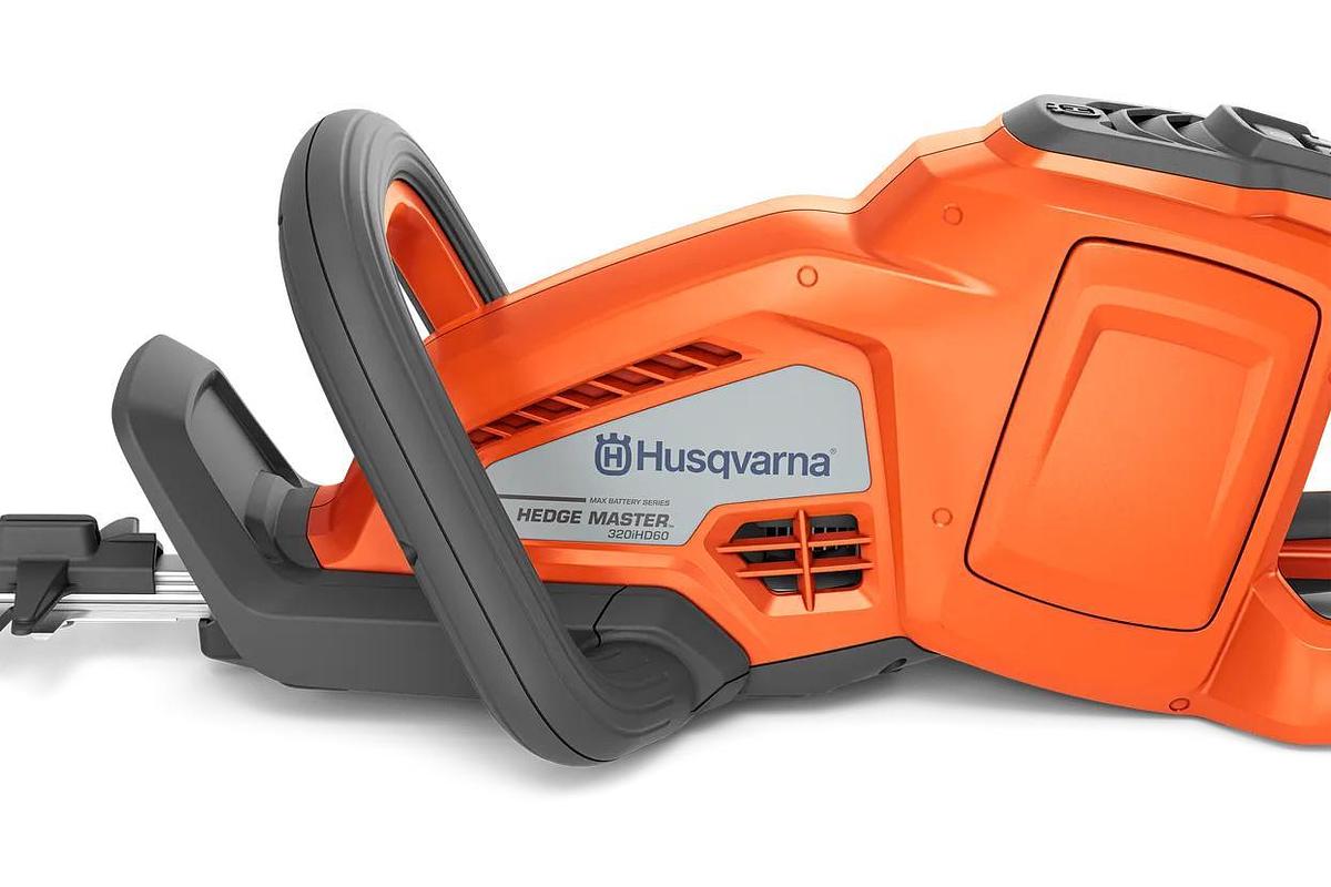 Husqvarna 320iHD60 Hedge Master with battery and charger