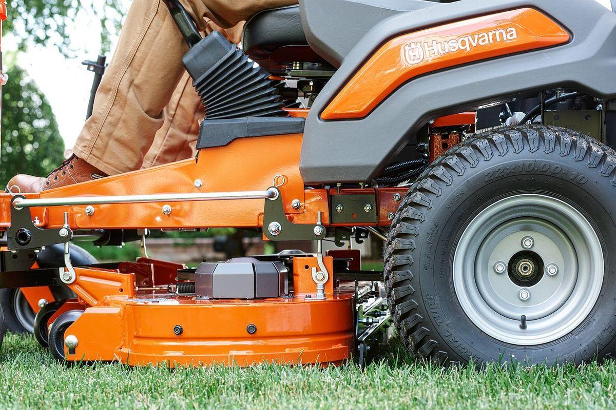 Deck Mounted Striping Kit