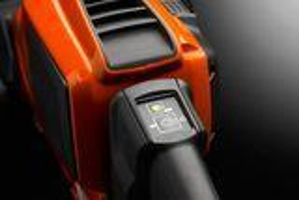 HUSQVARNA 520iHT4