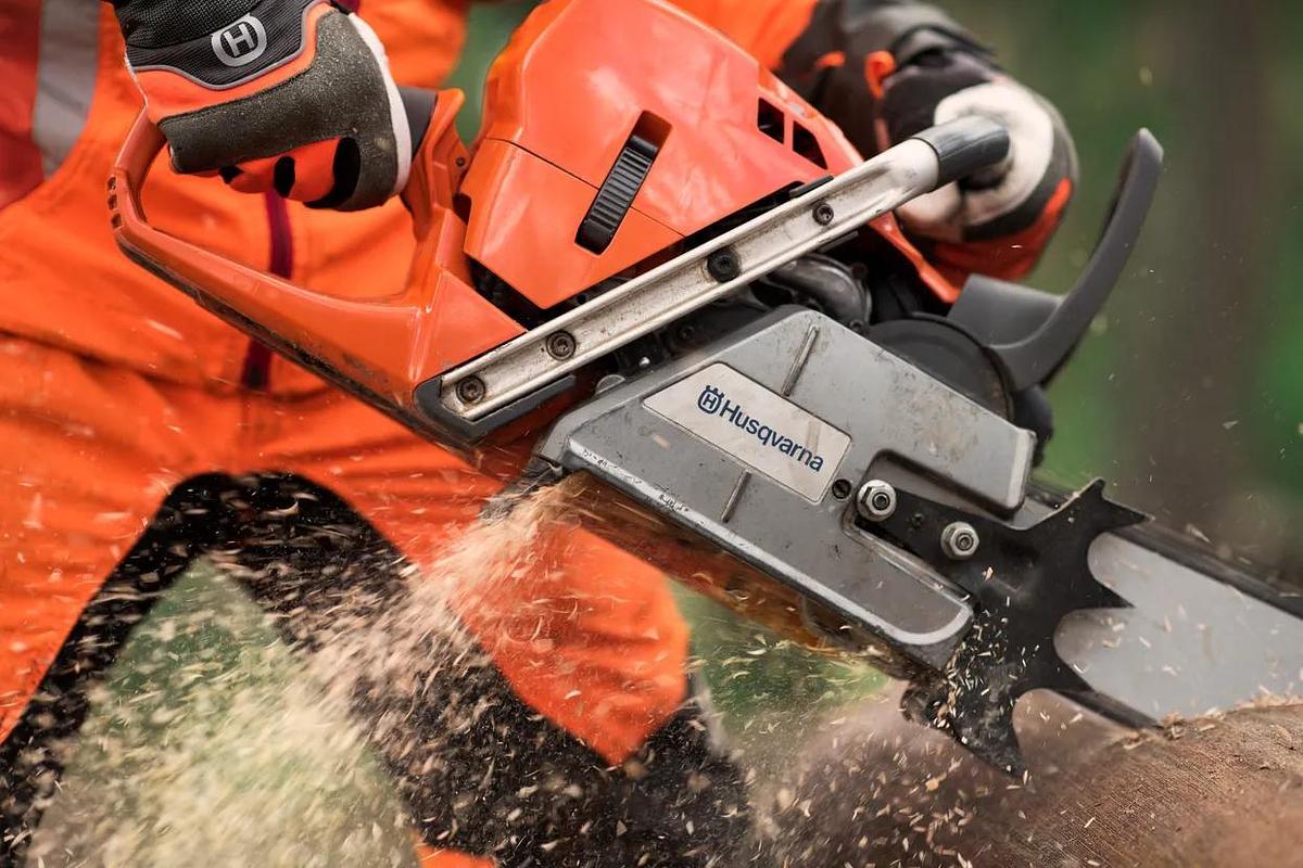X-CUT C85 Chainsaw Chain Full chisel, 3/8" pitch, .058 gauge