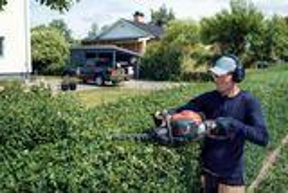HUSQVARNA 322HD60
