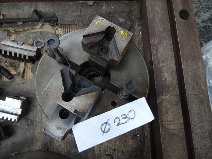 Utilisé 3 mandrins de tour parallèle en lot ou a l'unité