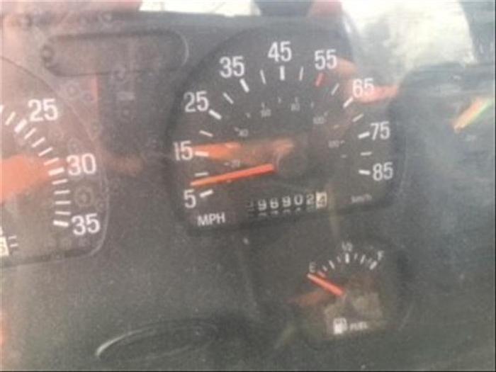 Used 1997 Ford LT8500 Water Truck