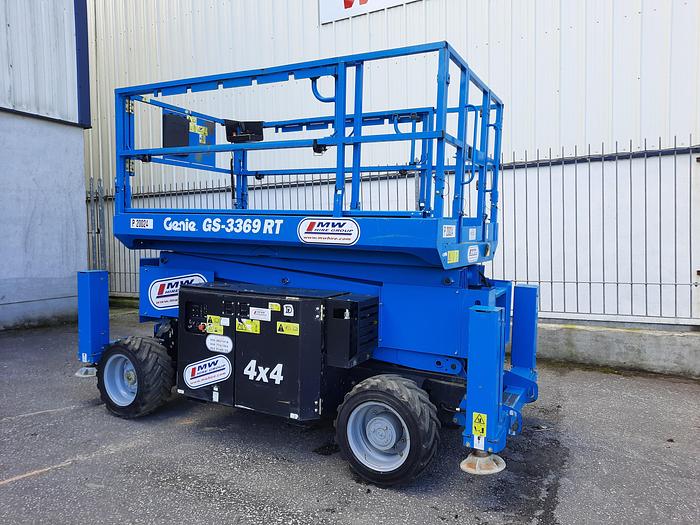 Used 2017 Genie GS3369RT