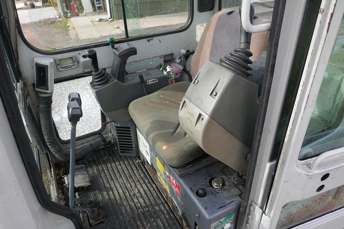 Used 2008 TAKEUCHI TB016