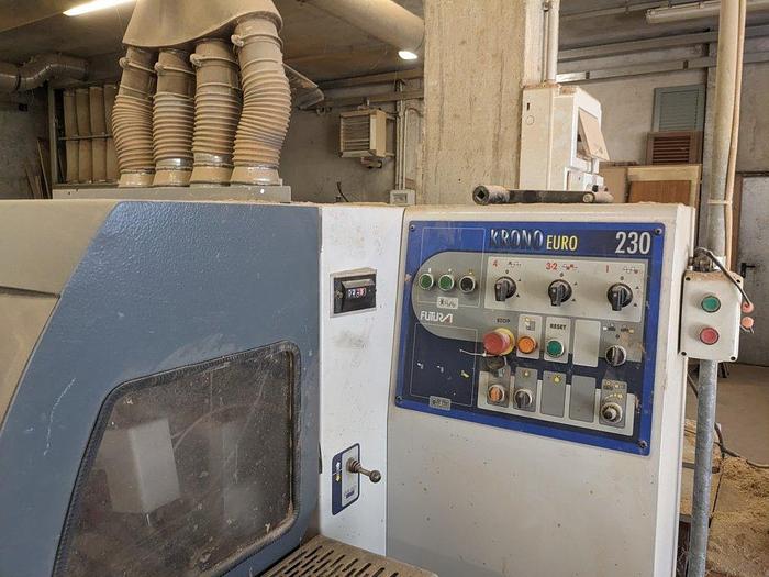 Usato 2001 Scorniciatrice Futura 4 alberi in condizioni di lavoro  EURO 230